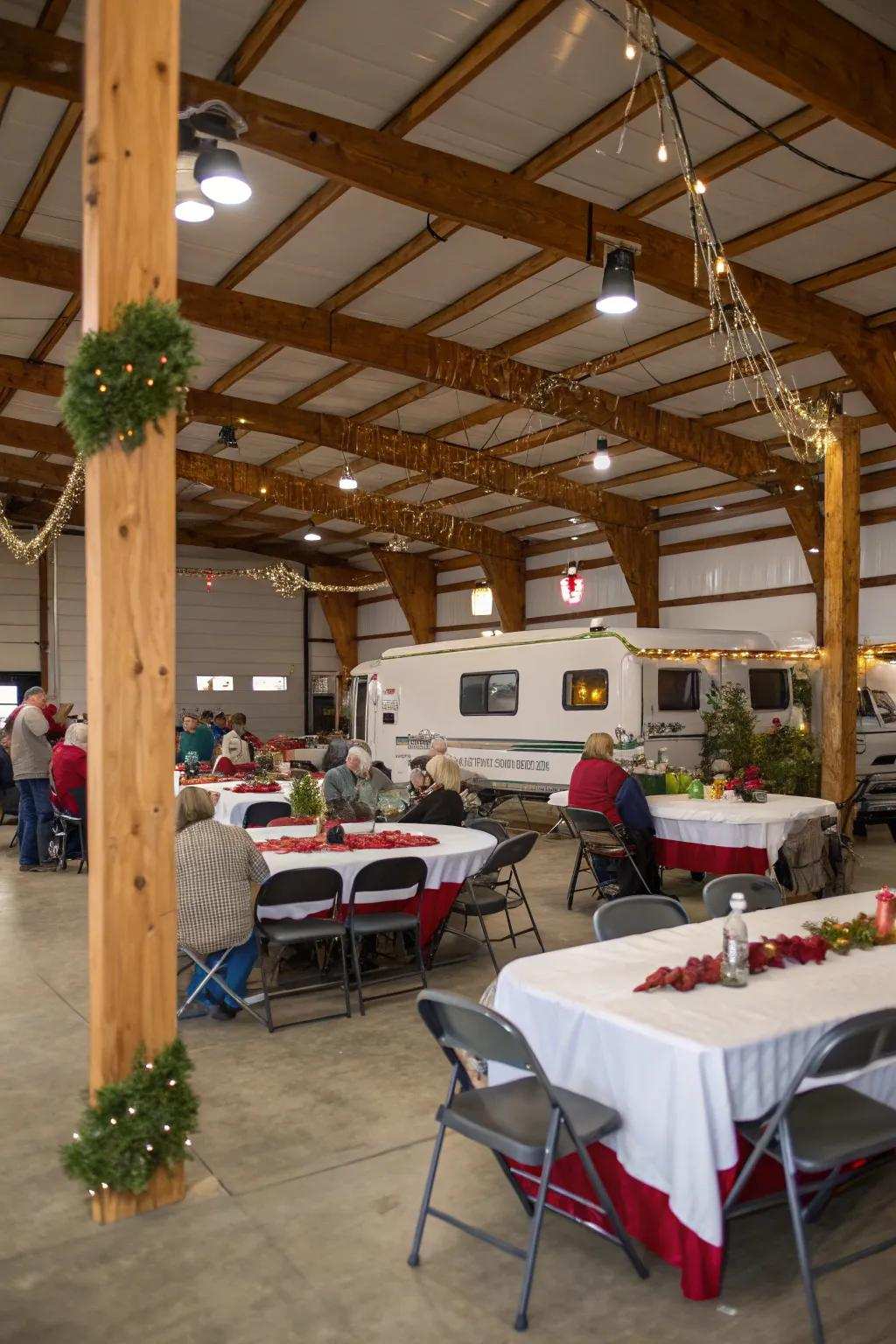 A multi-functional pole barn adjusts to diverse requirements.