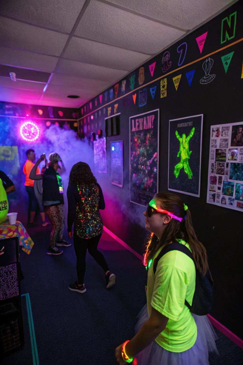 Bright decor designs a lively and unique party atmosphere.