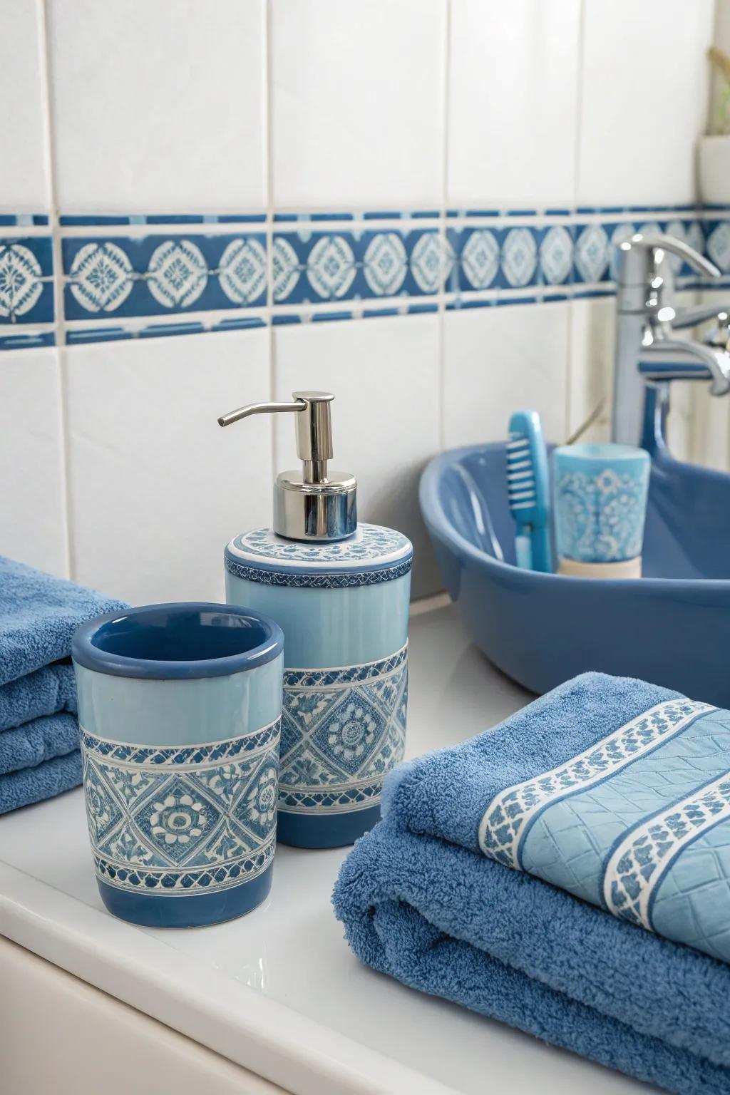 Coordinating azure add-ons bind the room jointly with subtle elegance.