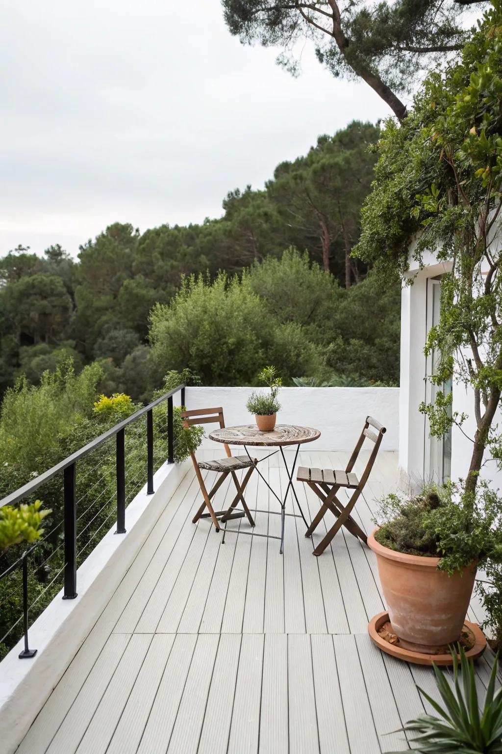 Embrace elegance with a straightforward deck configuration.