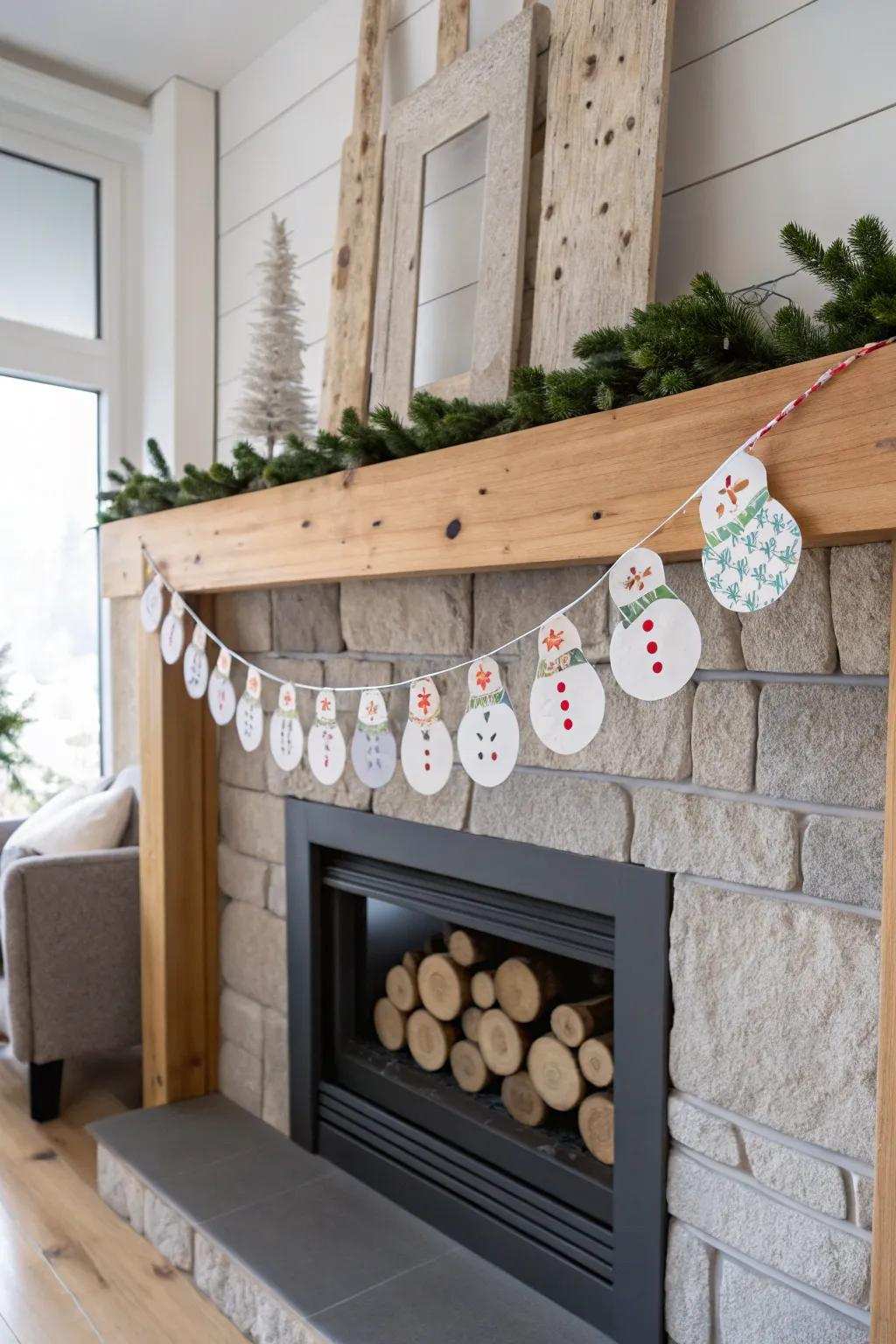 Enhance your holiday decorations with a charming snow person chain, blending Scandinavian effortlessness with Bohemian charm.