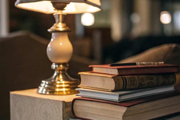 Coffee Table Decorating Ideas and Trends