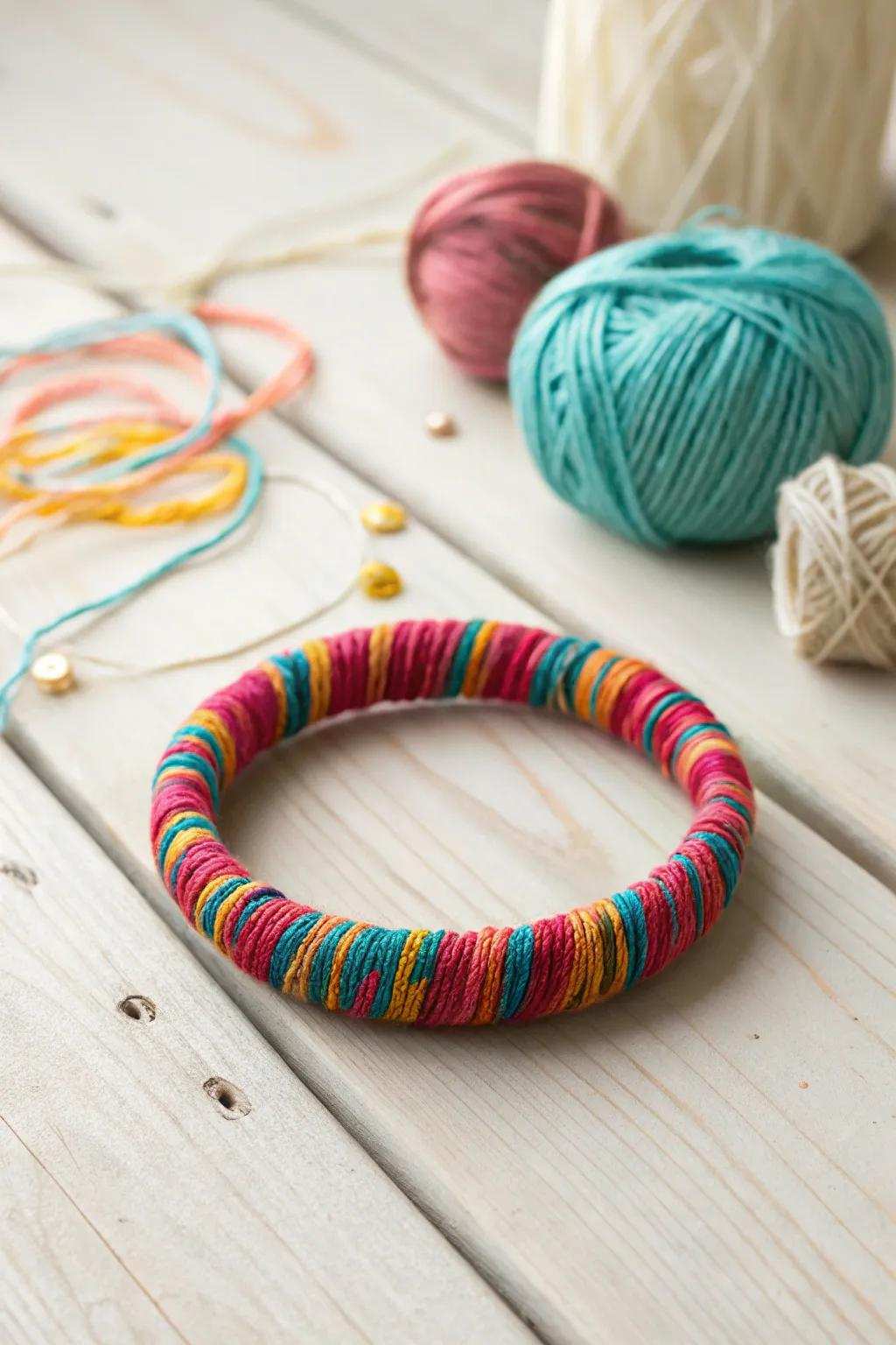 Transform old into gold using these vibrant thread-enclosed bangles!